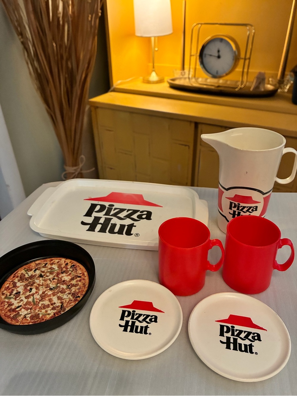 Pizza Hut Play Set Pan Faux Pizza Insert Tray Cups Plates Pitcher Advertising